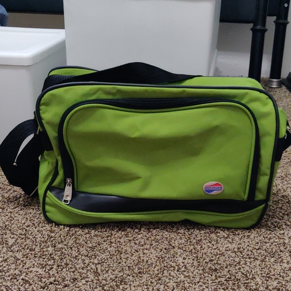 American tourister flight bag Clearance